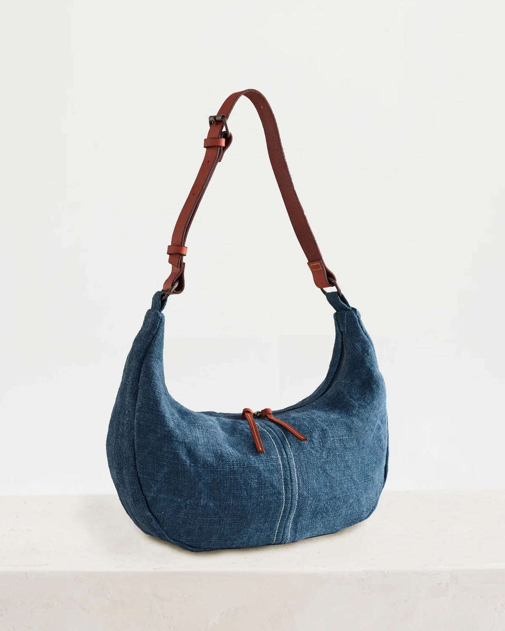 Bondi Sling Bag