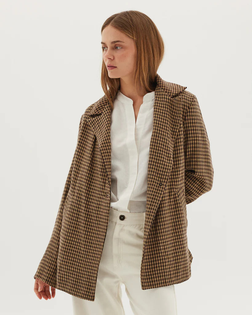 The Houndstooth Winter Blazer