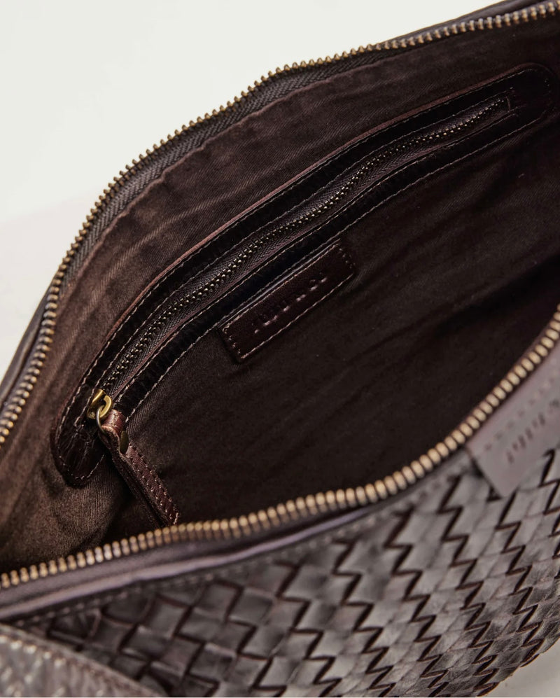 Basque sling Chocolate Leather Bag
