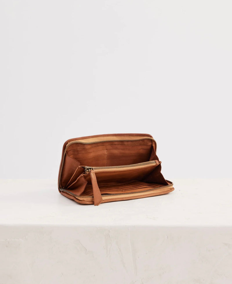 Braid Wallet Leather Tan