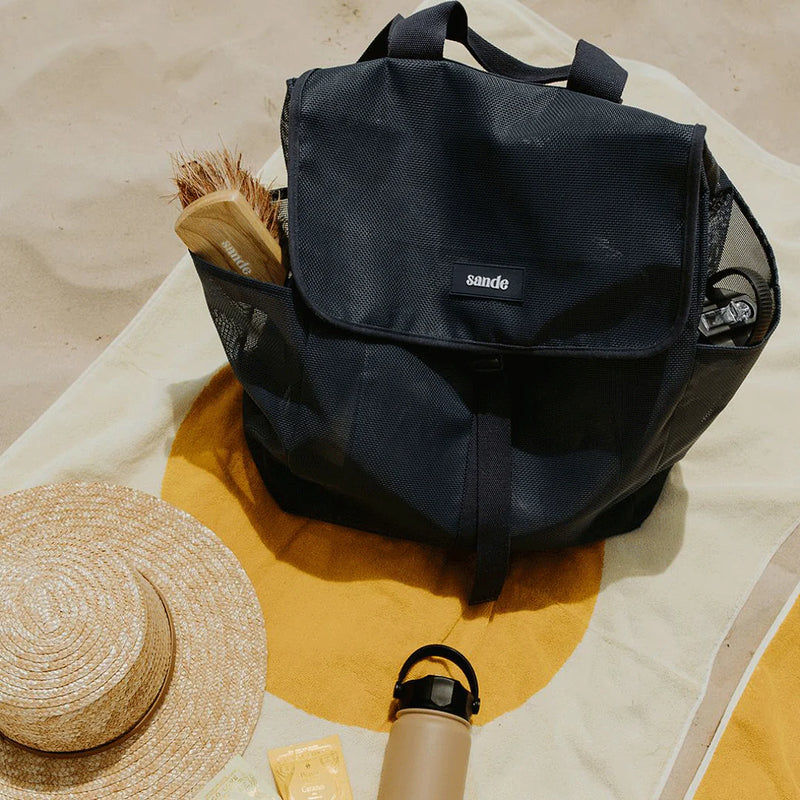 Beach Hauler mesh Backpack - Deep Sea – Moss Nest